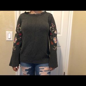 Sweaters - Bell sleeve floral sweater Sweaters - Bell sleeve floral sweater